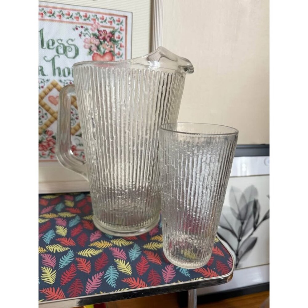 MCM Jeannette Glass Finlandia Pitcher & Tumbler Glass Tree Bark Icicle